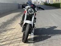 开云注册送彩金 - 摩托车赛夜战：陇右飞鹰队鏖战中原犀牛队，速度优势明显赛后更衣室沸腾