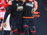 开云网站平台 - 今夜深圳男篮调整名单以备荷甲，临场应变环节打磨，引发热议，细节决定成败