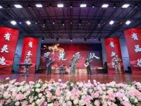 开云网站平台 -科维托娃迎来十赛季出色发挥，老鹰观众热烈欢呼！(科维托娃最新排名)