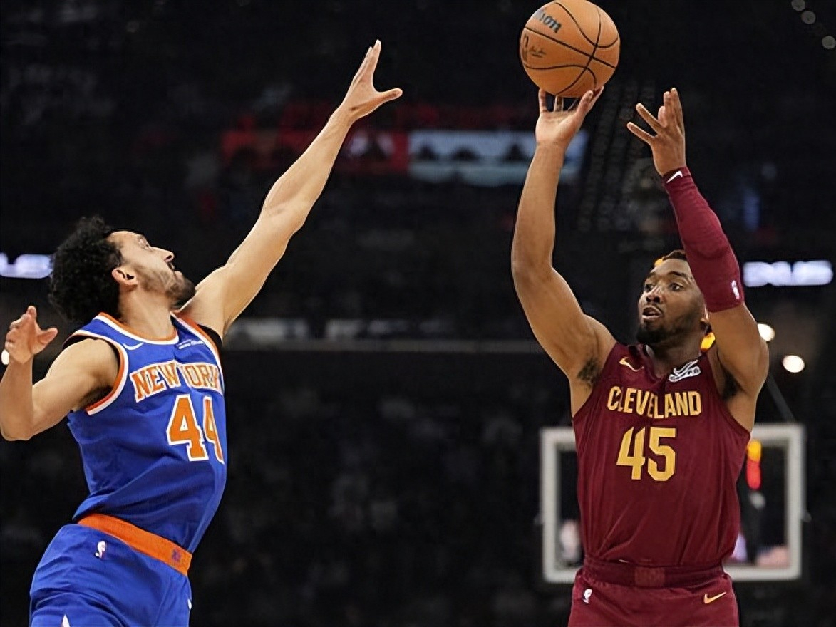 集结日克里夫兰骑士备战NBA季后赛；强势反弹细节曝光；气氛紧张；心理建设被强调的简单介绍-开云注册送彩金